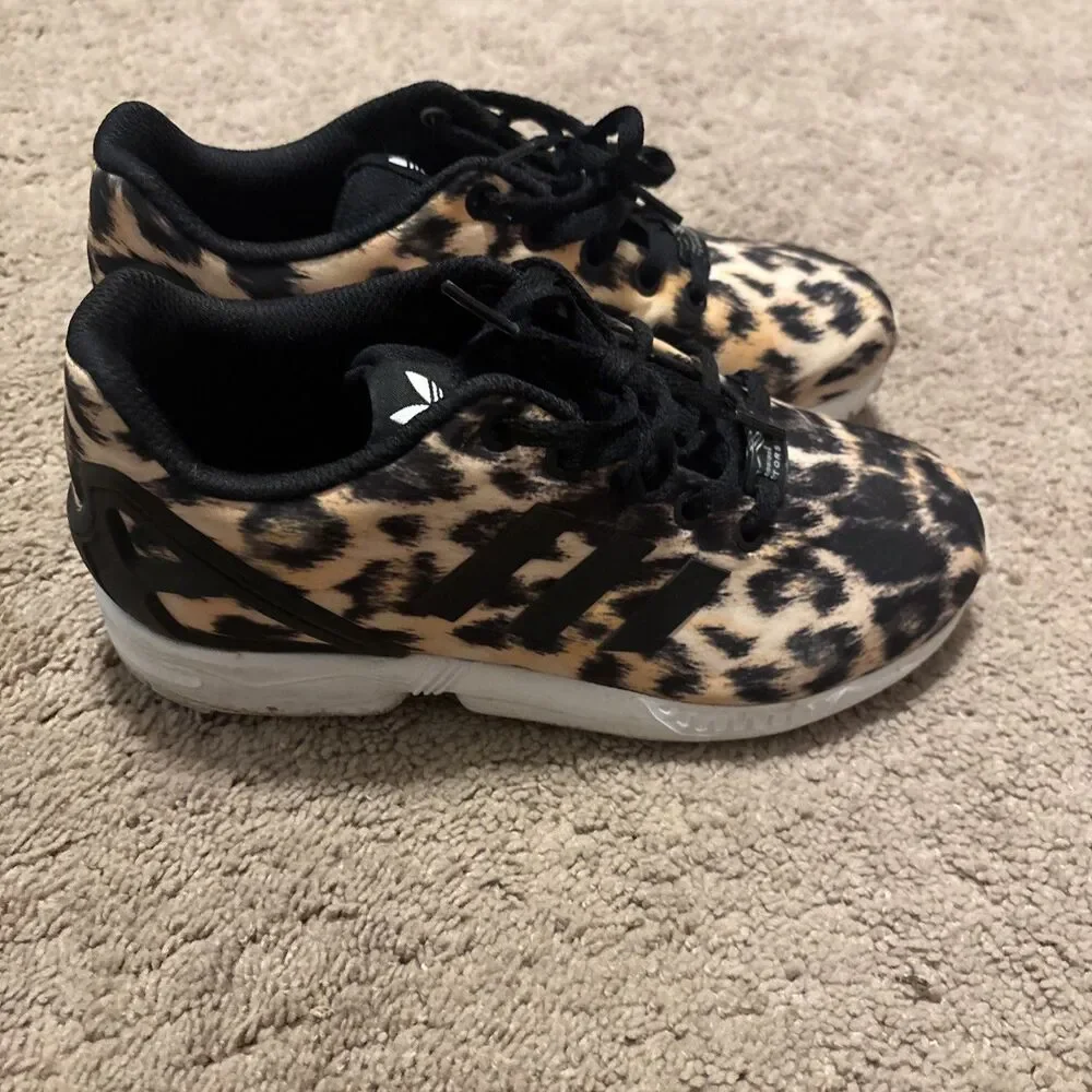 Womans Adidas Black Tan Torsion ZX Flux Cheetah Size 4 1/2 Sneakers Black Lace